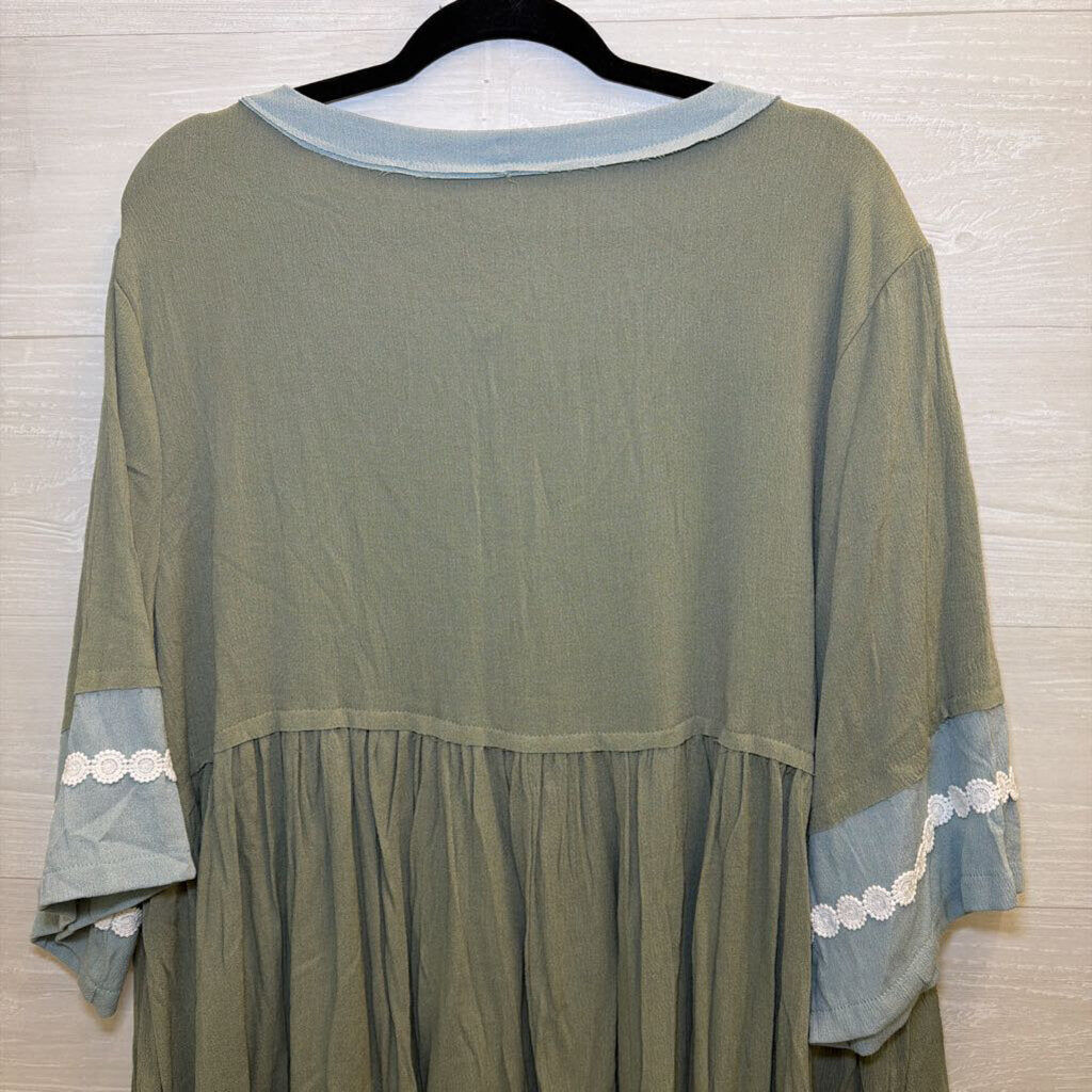 Green/ Blue Lace Detail Long Sleeve V Neck Top XXL