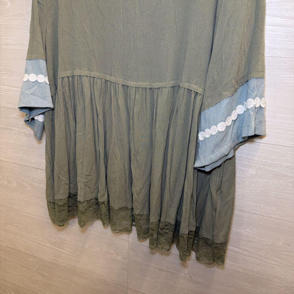 Green/ Blue Lace Detail Long Sleeve V Neck Top XXL