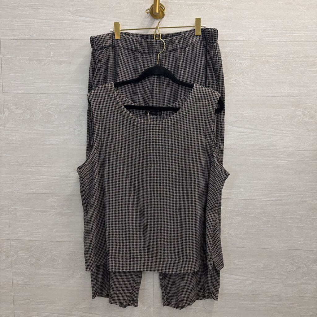 Cut Loose Black/ Grey Gingham Pull On Pants/ Tank Top Set Extra Large