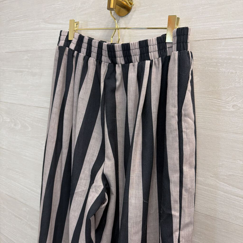 Grey Striped Pull On Pants Extra Large