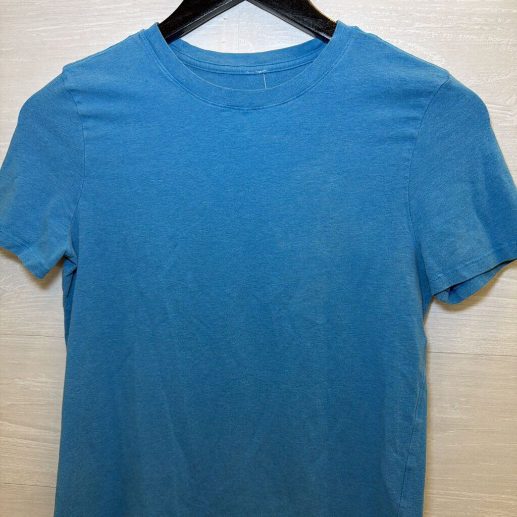 Lululemon Blue Short Sleeve Athletic Top Small