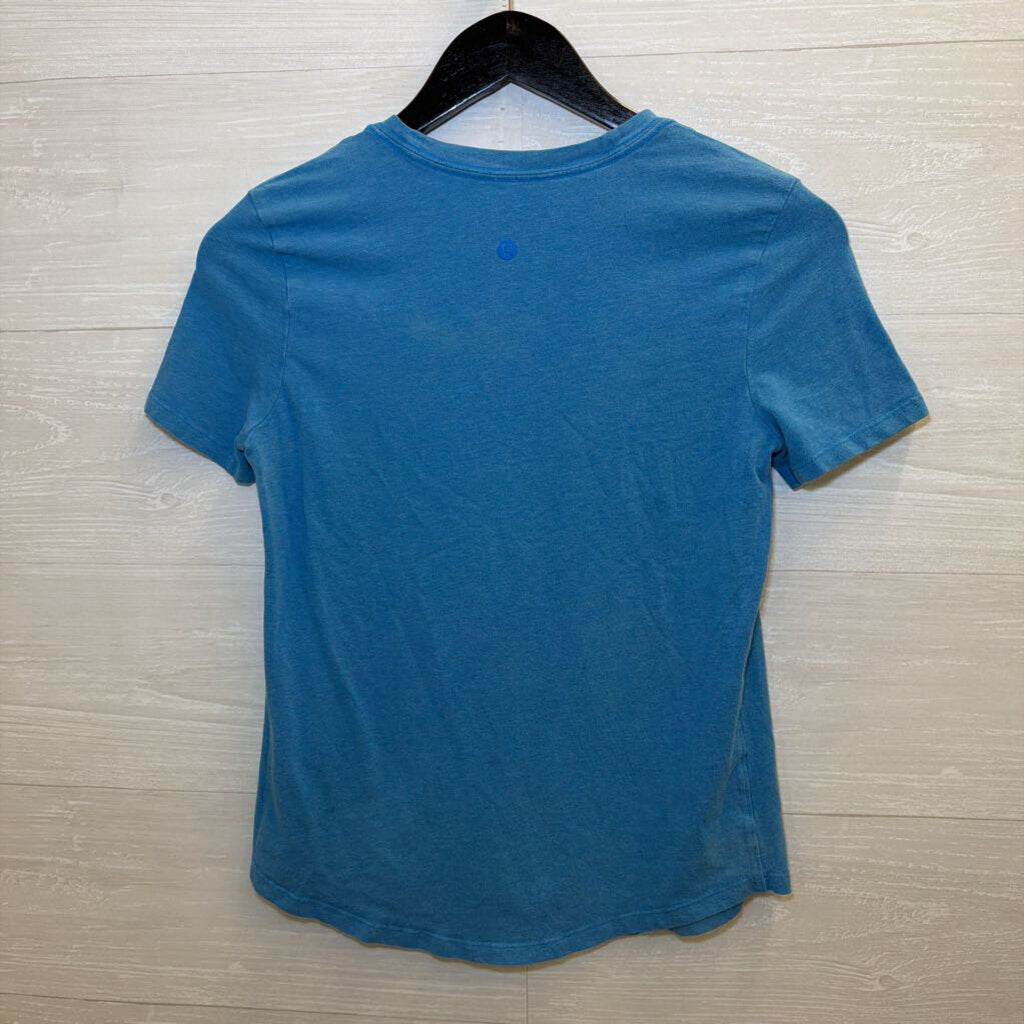 Lululemon Blue Short Sleeve Athletic Top Small