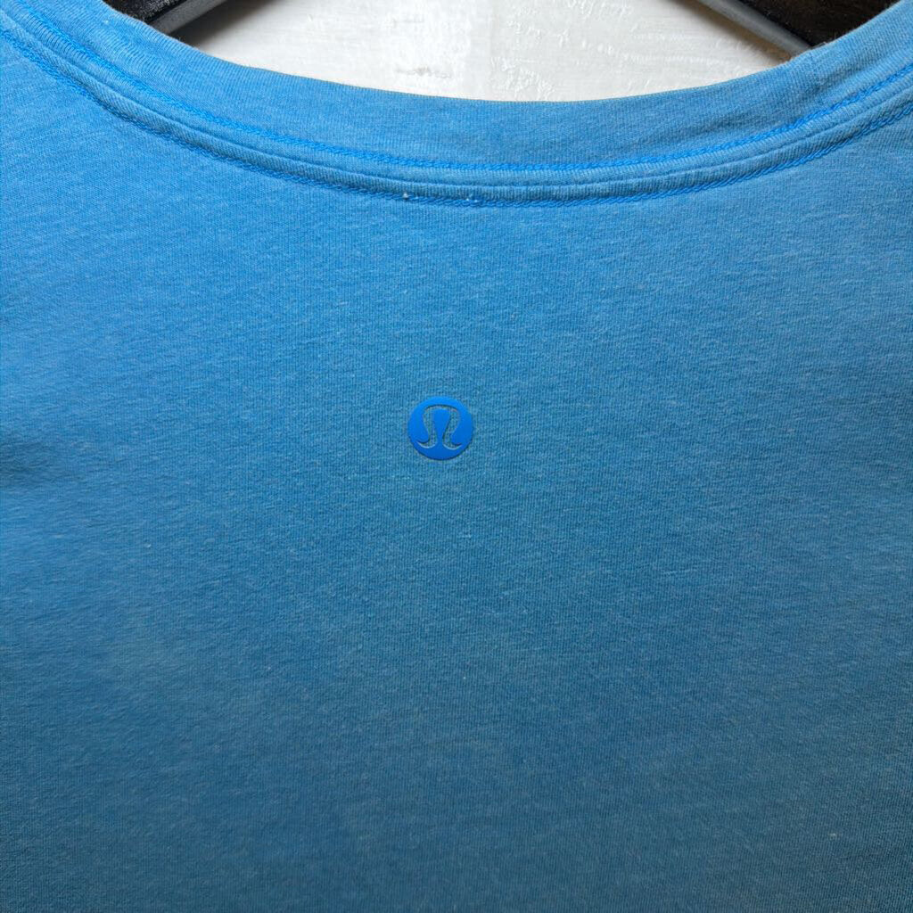 Lululemon Blue Short Sleeve Athletic Top Small