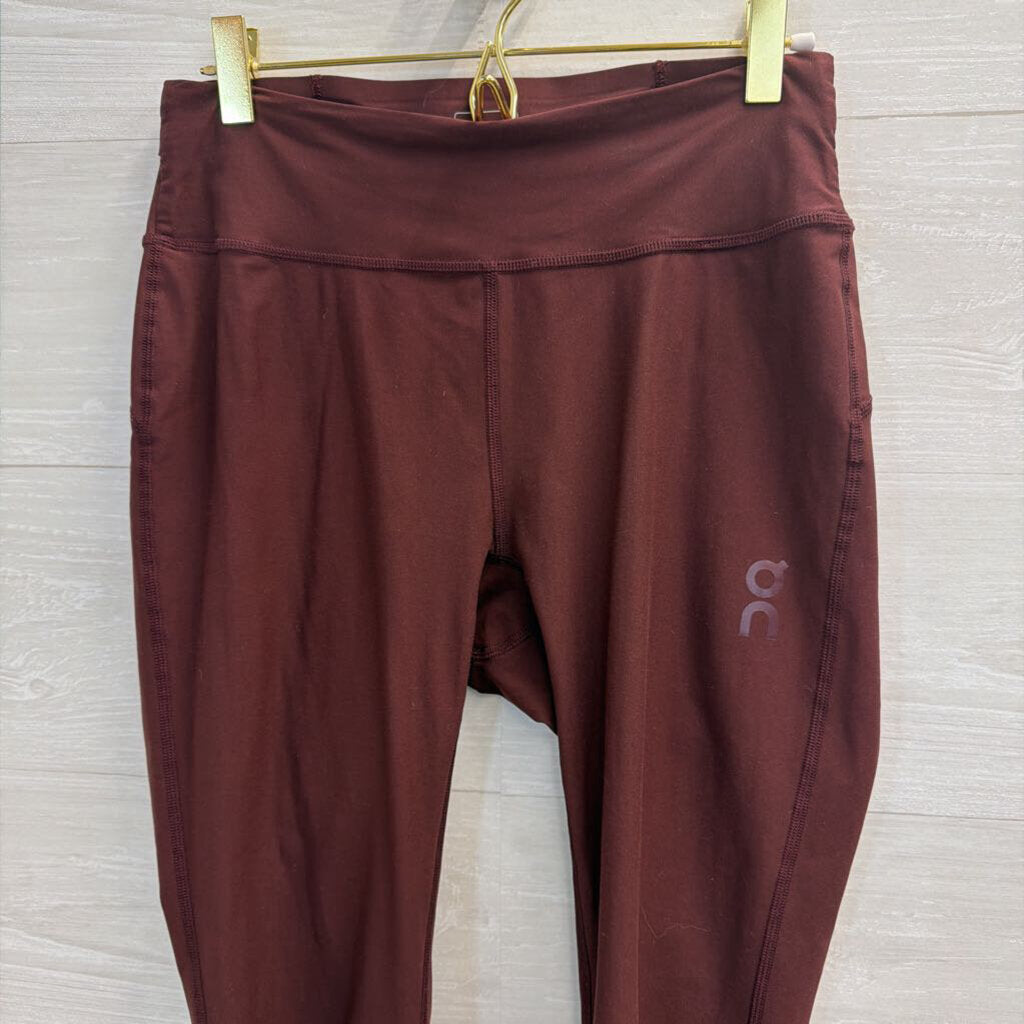 On Cloud Burgundy Leggings Small