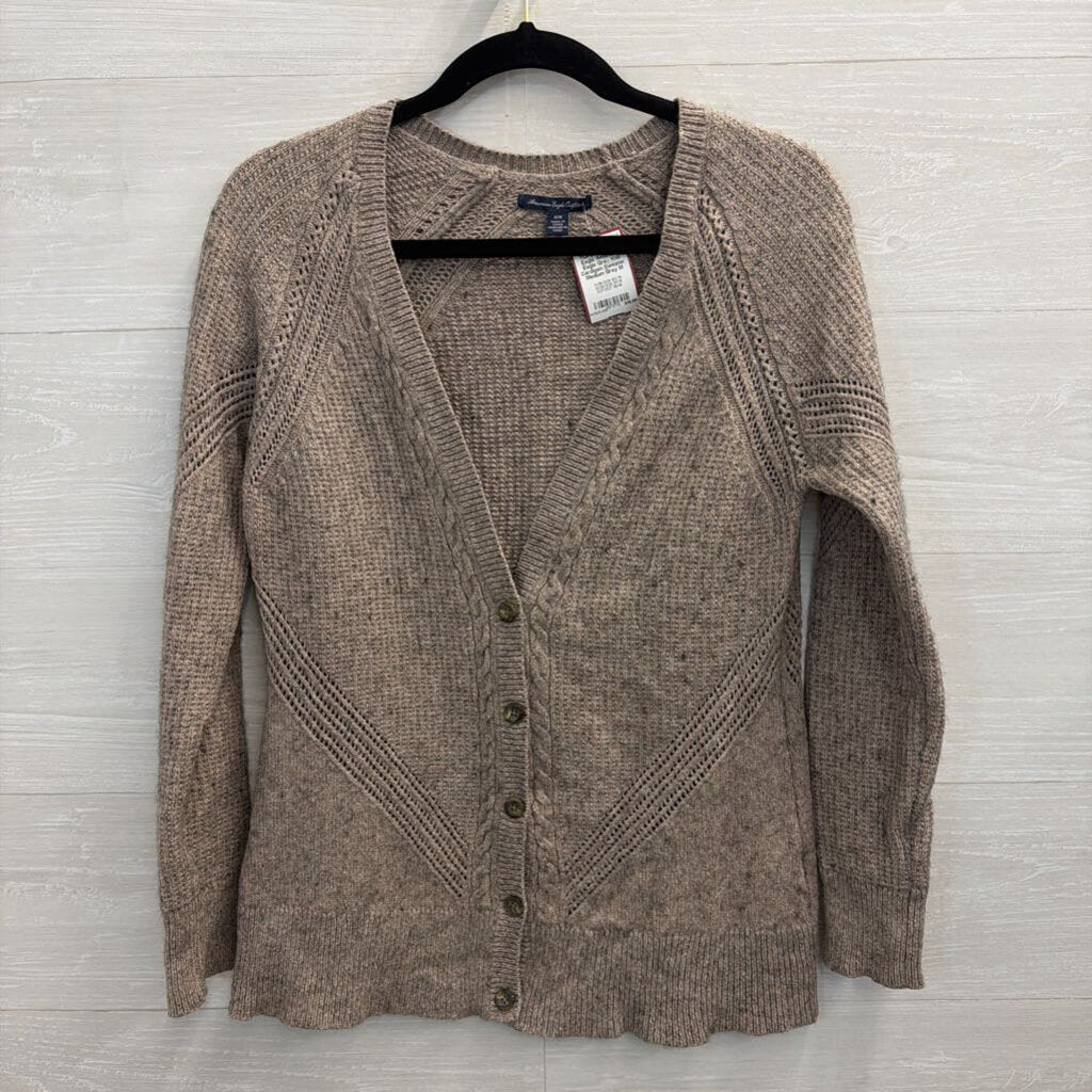 American Eagle Grey Knit Cardigan Sweater Medium