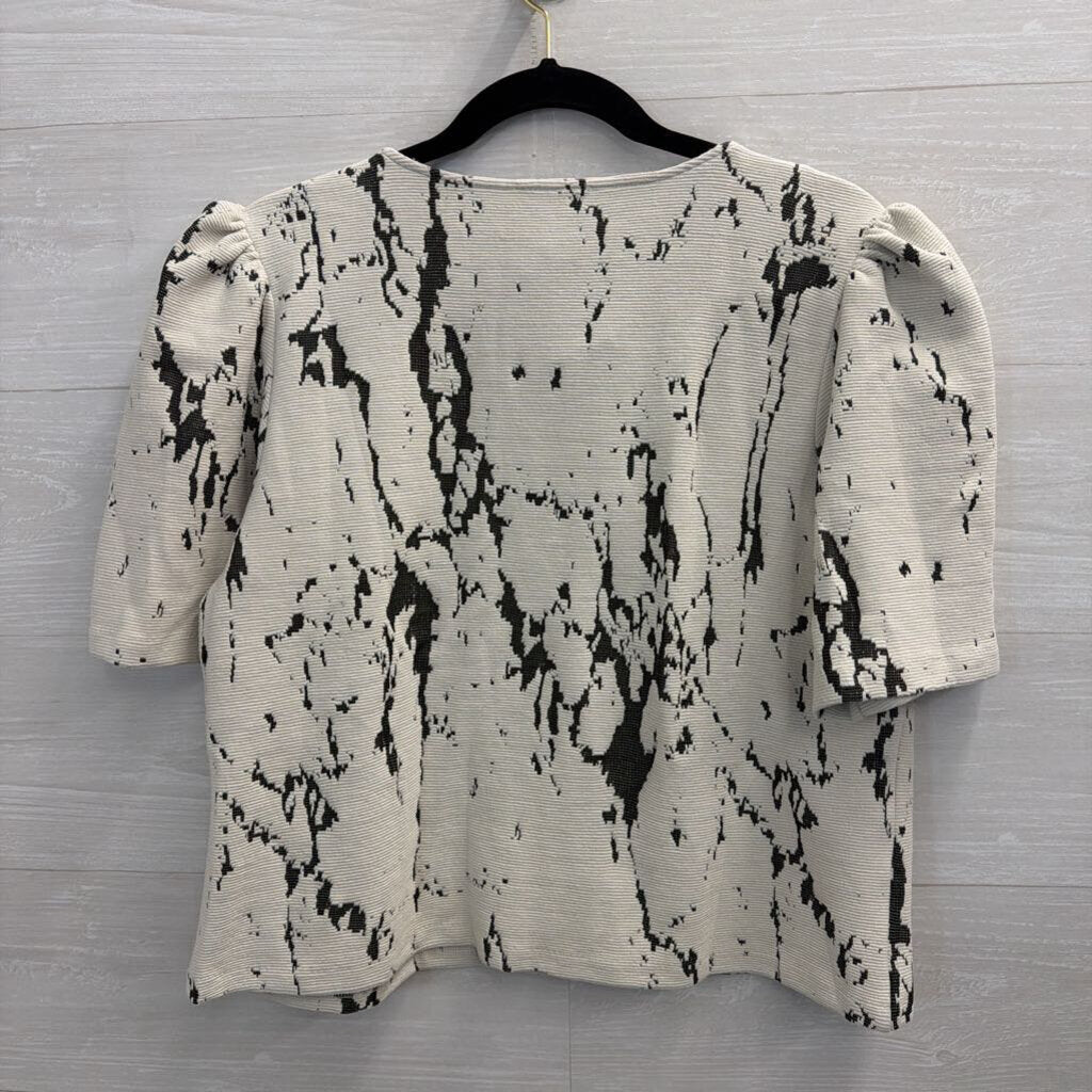 Evereve White/ Black Print Zip Front Top Extra Large