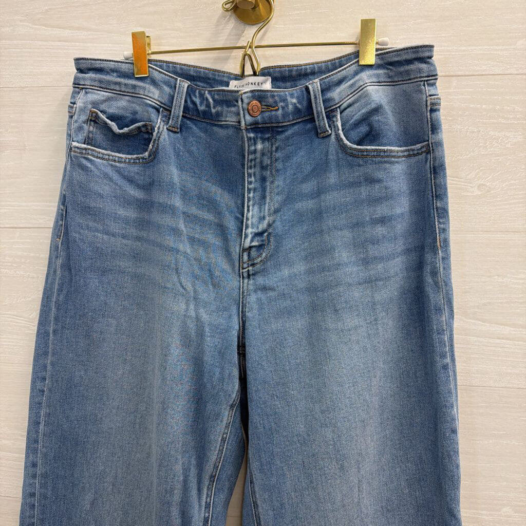 Flying Monkey Light Wash Wide Leg Jeans 32