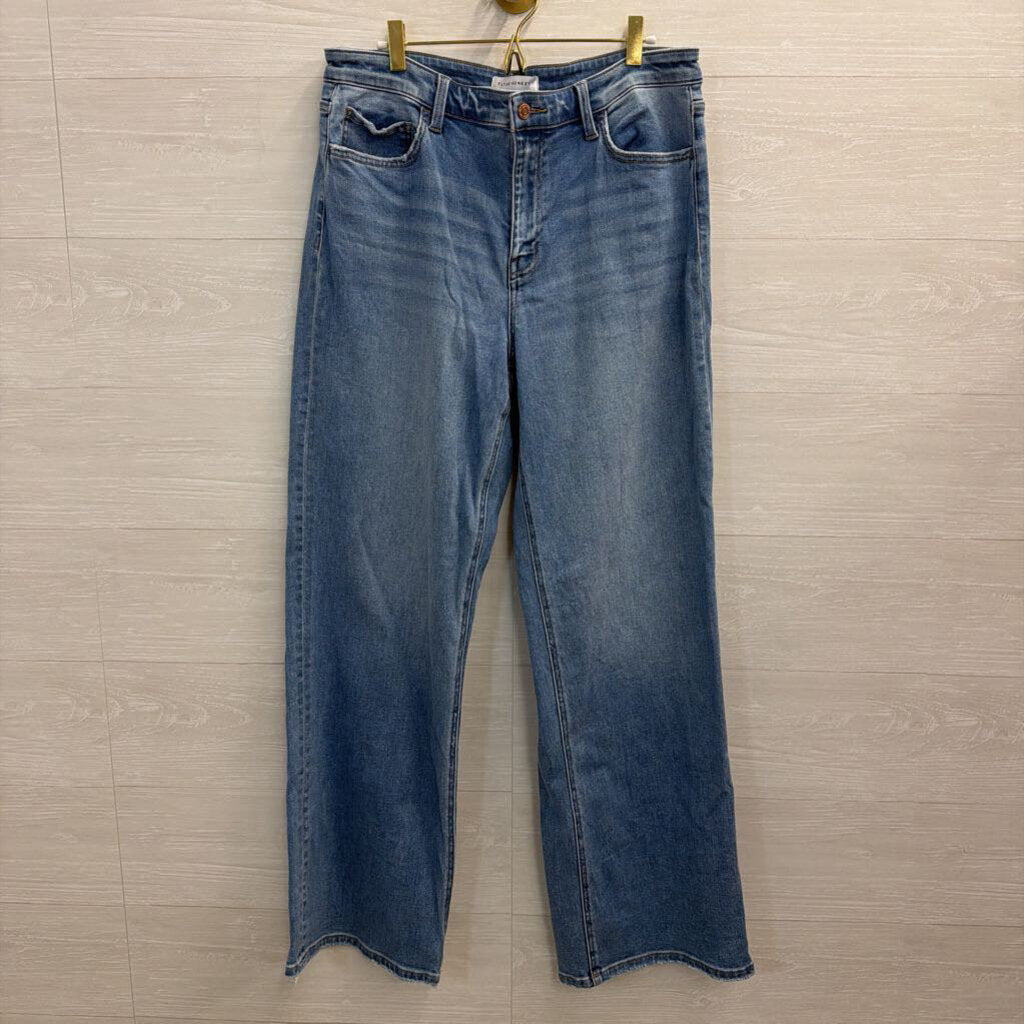 Flying Monkey Light Wash Wide Leg Jeans 32