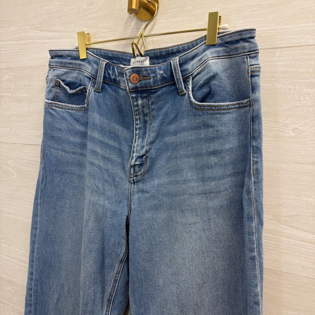 Flying Monkey Light Wash Wide Leg Jeans 32