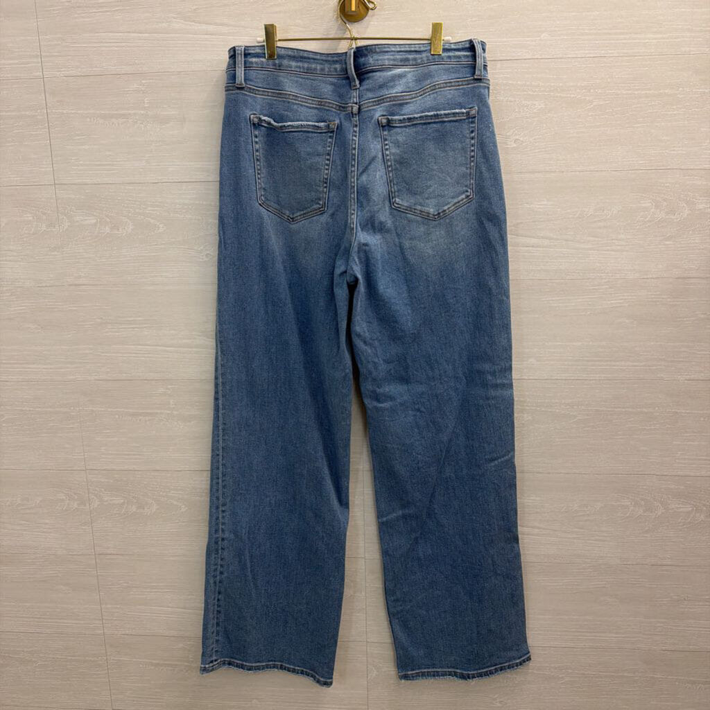 Flying Monkey Light Wash Wide Leg Jeans 32