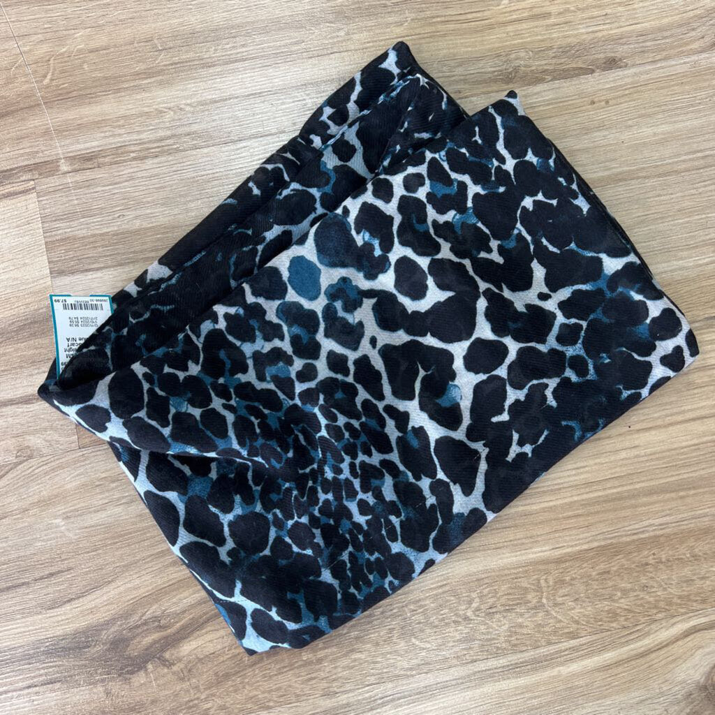 H&M Lightweight Cheetah Scarf