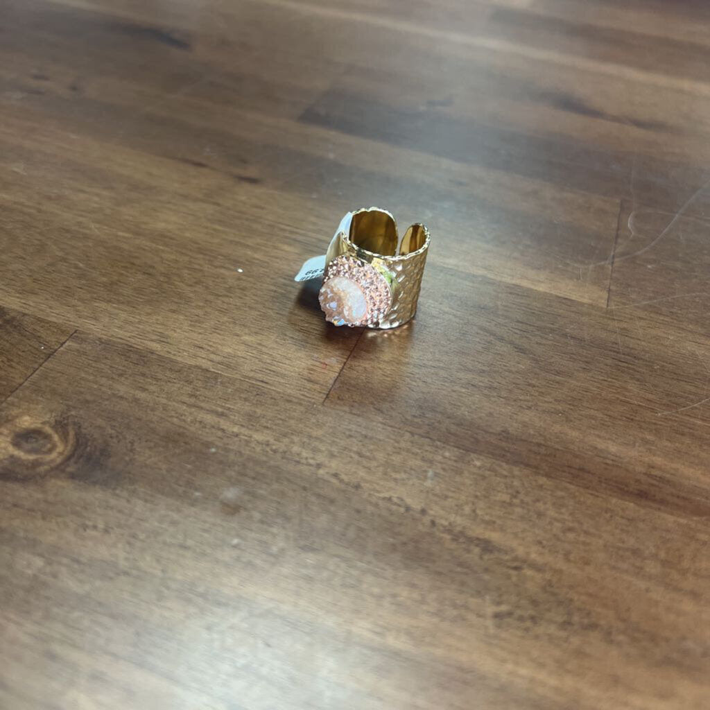 Gold Textured Pink Stone Ring