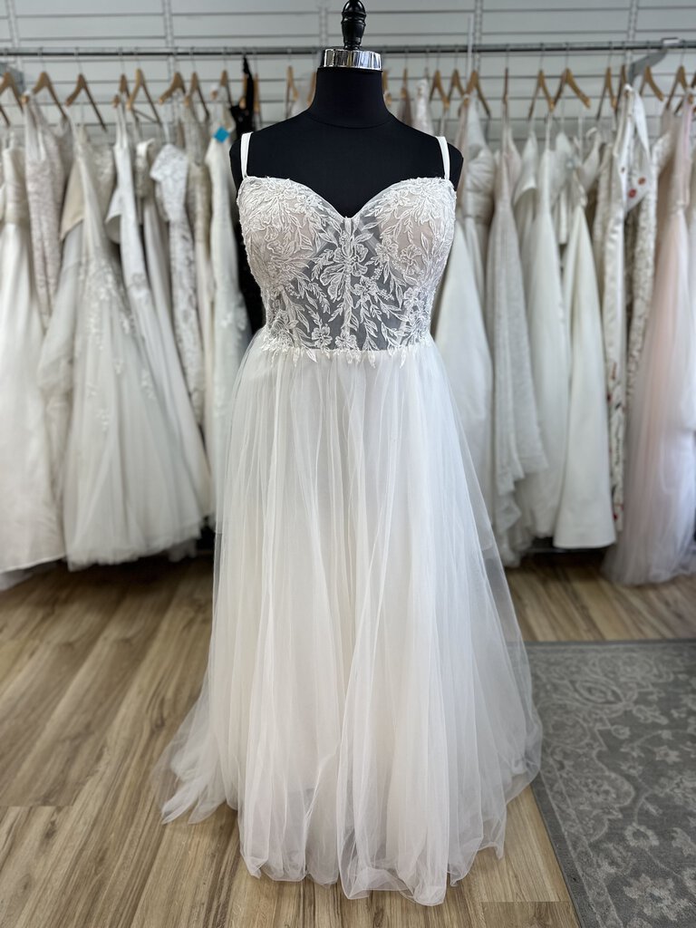 DB Studio Lace Bodice Tull Slit Skirt Bridal Gown 26W