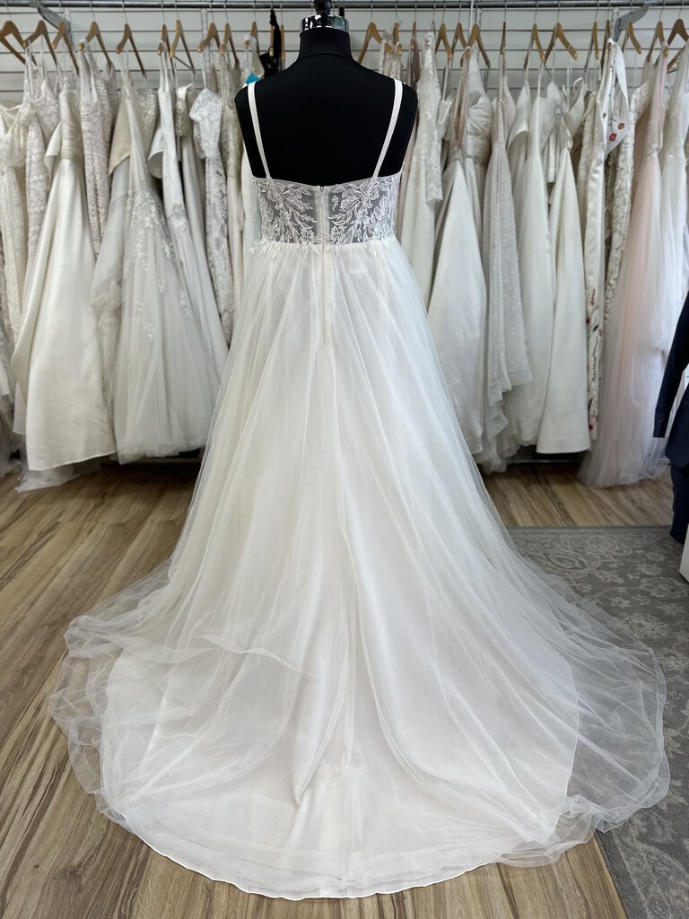 DB Studio Lace Bodice Tull Slit Skirt Bridal Gown 26W