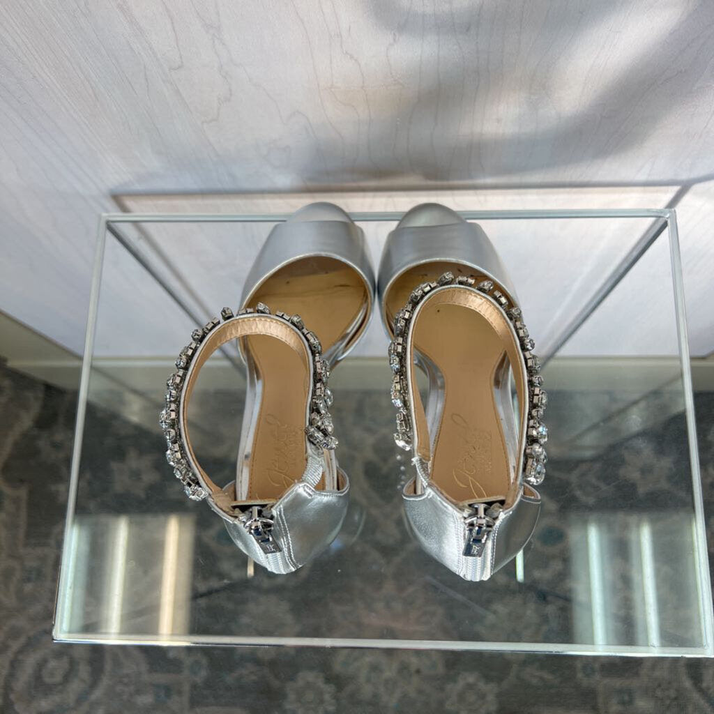 Badgley Mischka Jewel Silver Jeweled Strap Peep Toe Heels Size 5.0M