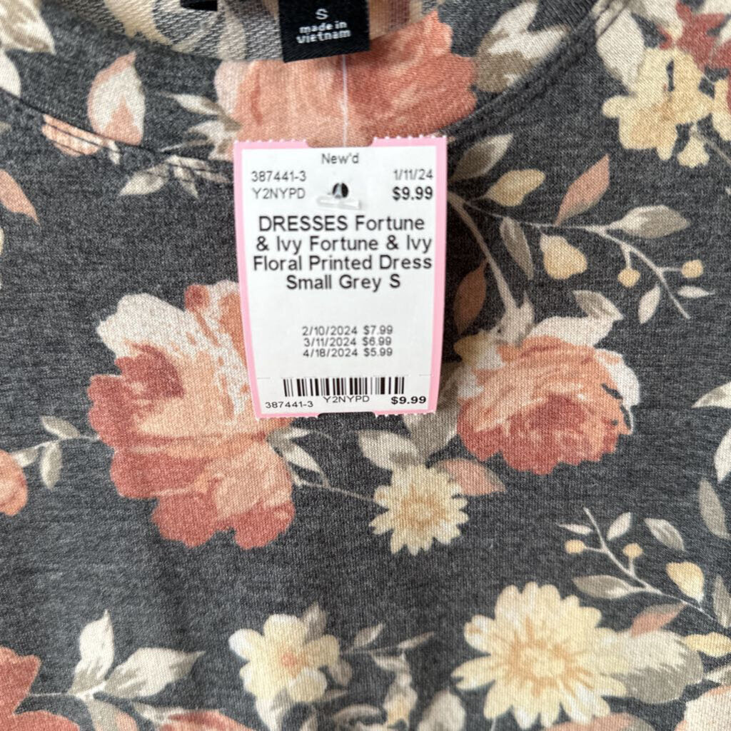 Fortune & Ivy Floral Printed Dress Small