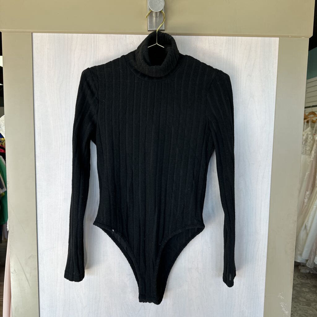 Long Sleeve Turtleneck Bodysuit Medium