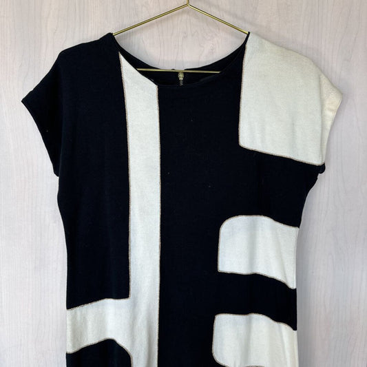 Black/Cream Colorblock Dress Extra Small