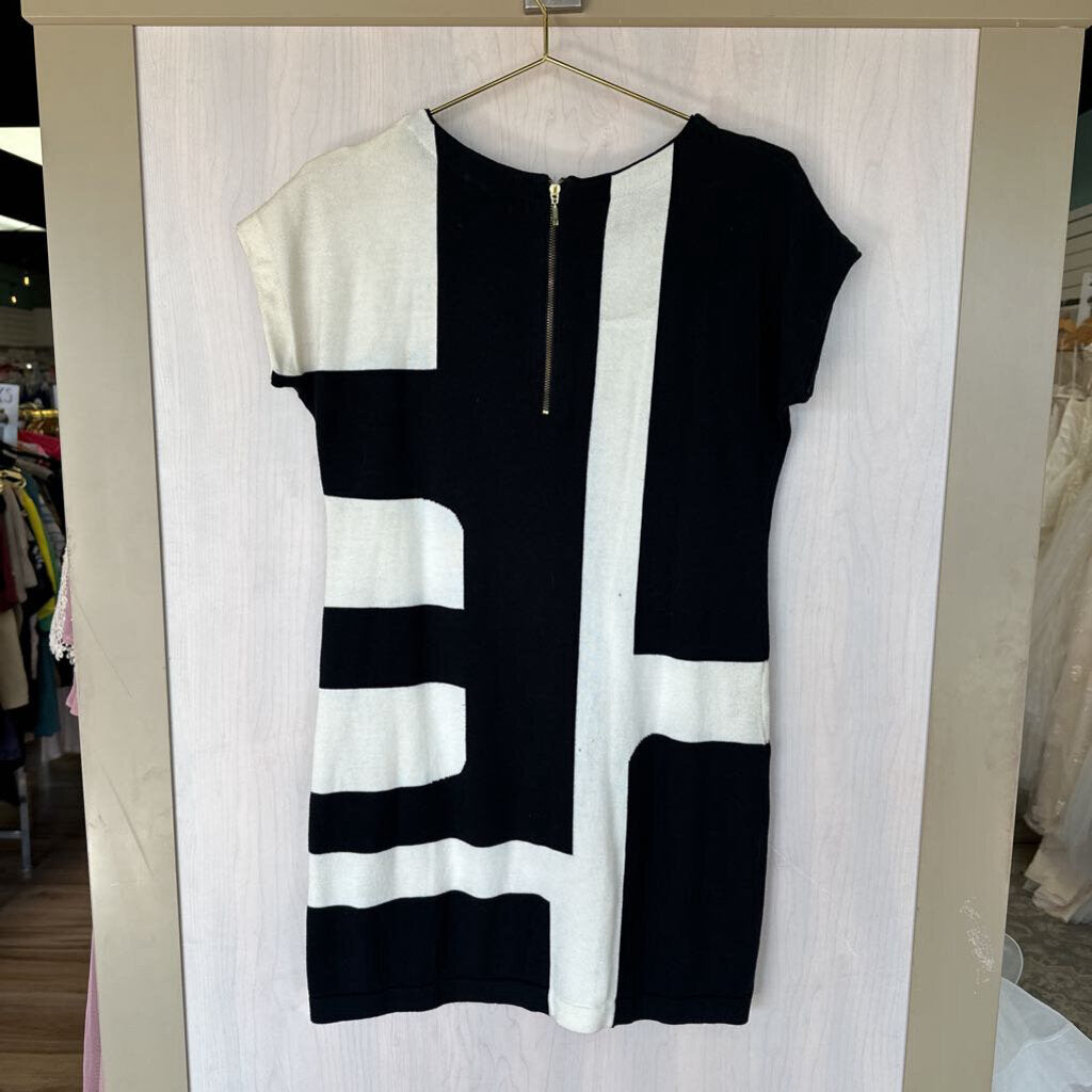 Black/Cream Colorblock Dress Extra Small