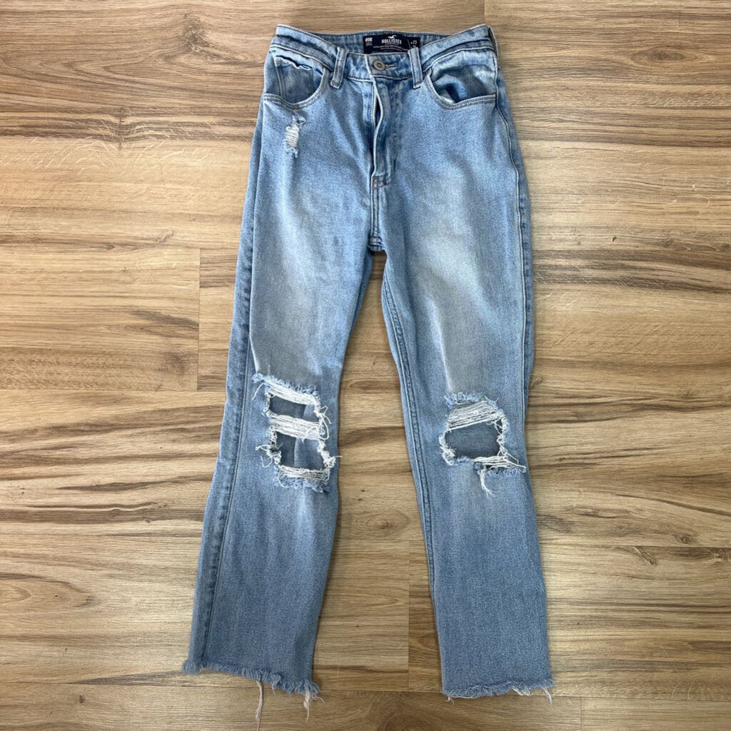 Holister Ultra High Rise 90s Vintage Straight Distressed Jeans 23