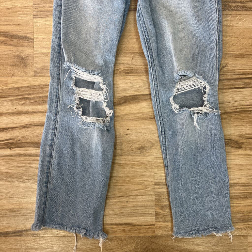 Holister Ultra High Rise 90s Vintage Straight Distressed Jeans 23