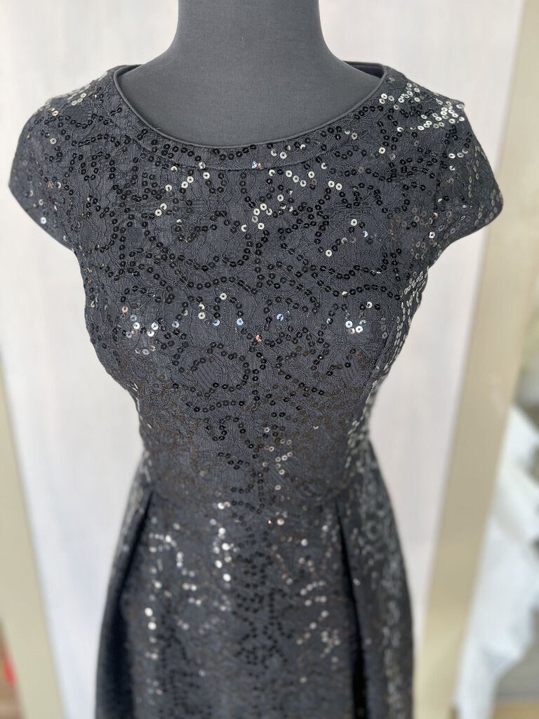 Calvin Klein Black Short Sleeve Lace and Sequin Dress 10P