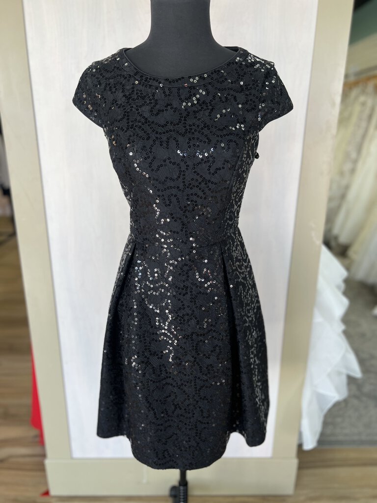 Calvin Klein Black Short Sleeve Lace and Sequin Dress 10P