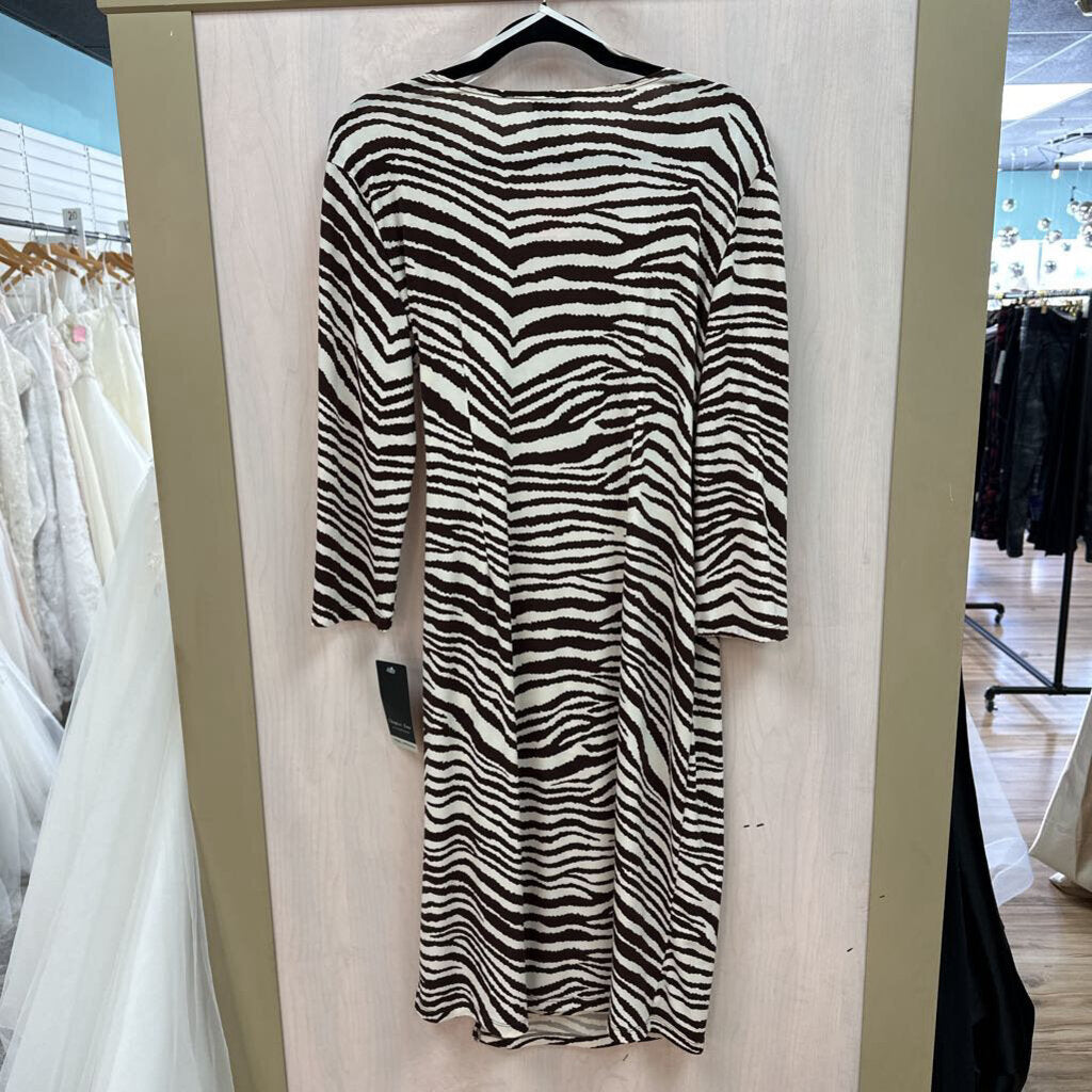 NWT Chapter One Zebra Print Wrap Dress Large